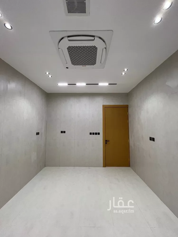 دور للبيع في شارع النخيل, حي النظيم, مدينة الرياض, منطقة الرياض 15