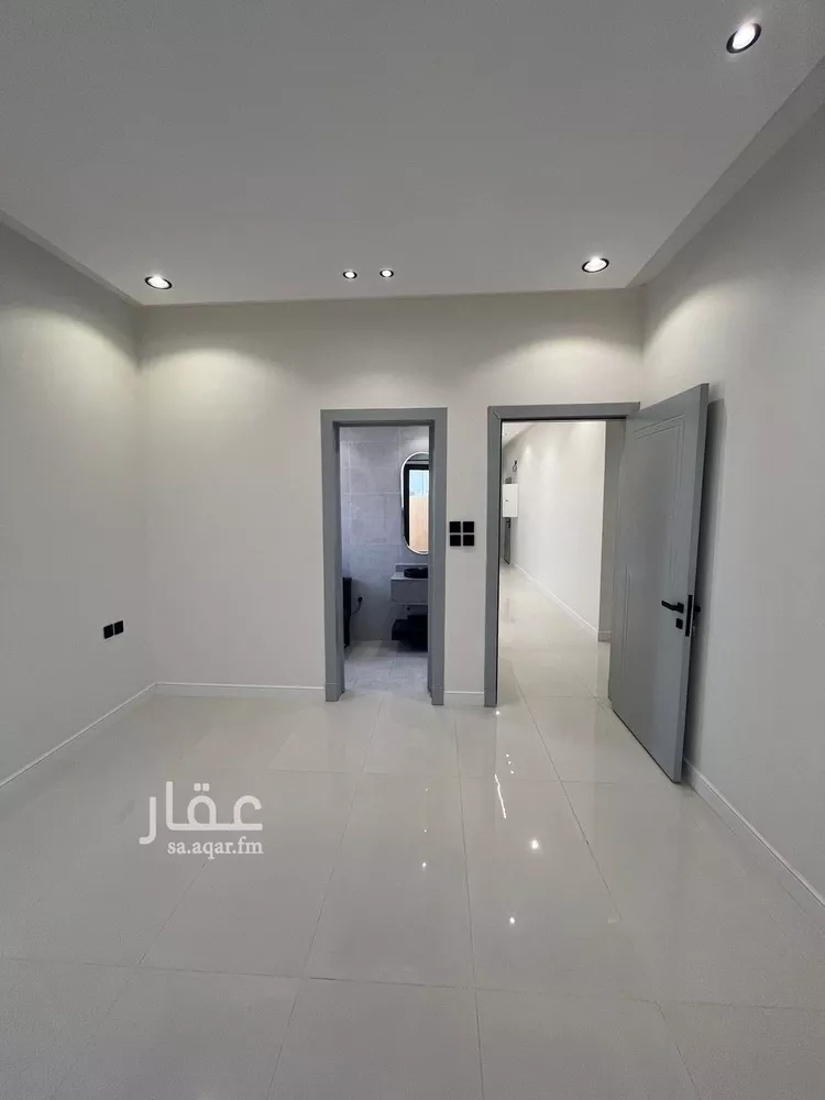 دور للبيع في شارع عبدالله بن عامر بن ربيعة, حي النخبة, مدينة الرياض, منطقة الرياض 24