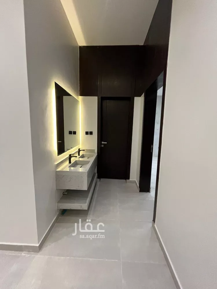 دور للبيع في حي الجنادرية, مدينة الرياض, منطقة الرياض 7