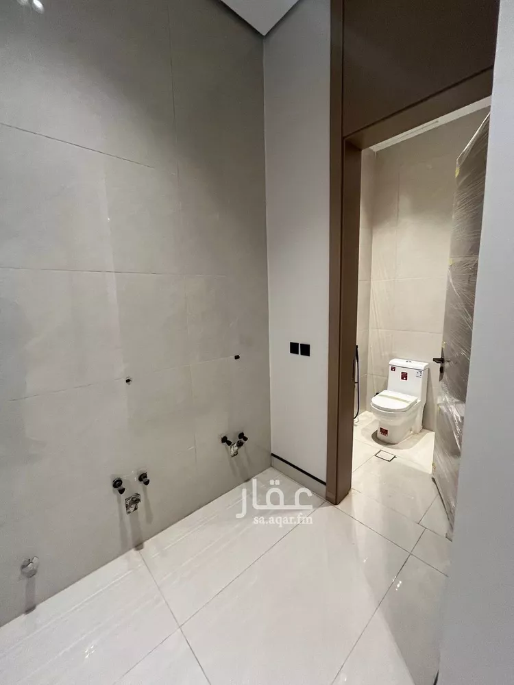 Villa for Sale in Riyadh Al Janadriyah 17