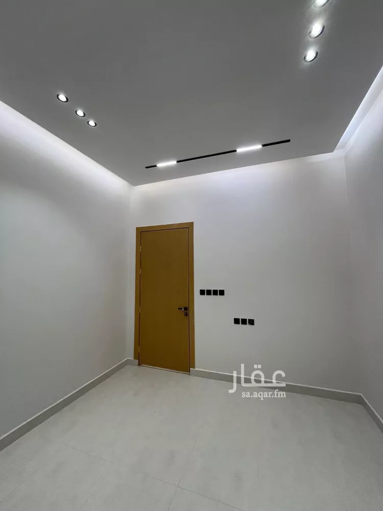 دور للبيع في شارع النخيل, حي النظيم, مدينة الرياض, منطقة الرياض 19