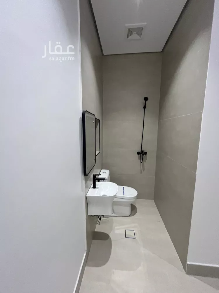 دور للبيع في شارع 330 الجنادرية, حي الجنادرية, مدينة الرياض, منطقة الرياض 16