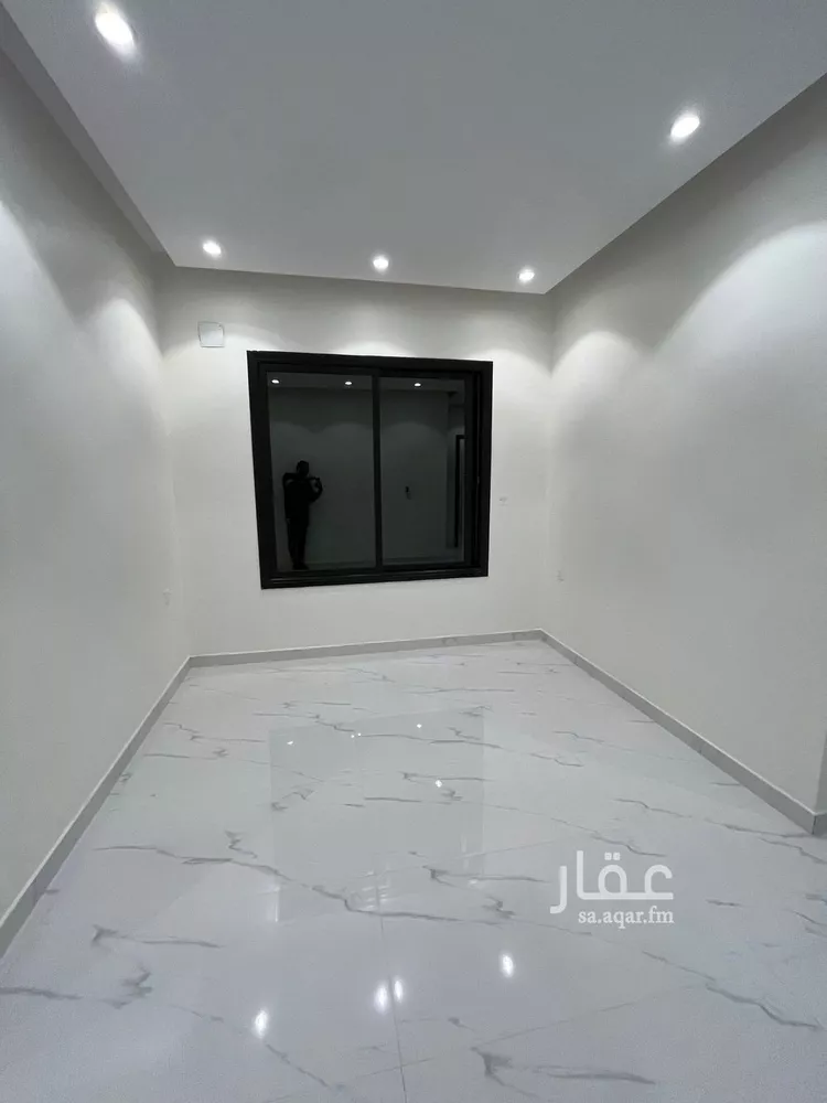 فيلا للبيع في شارع عمر ابن حبيب, حي الجنادرية, مدينة الرياض, منطقة الرياض 22