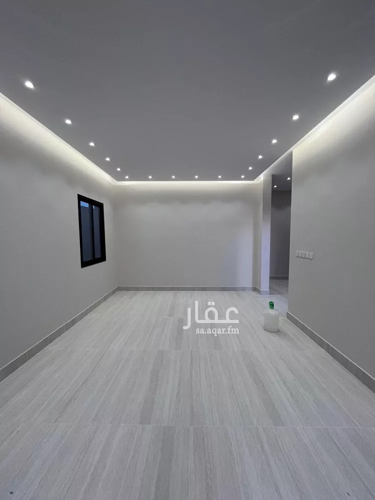 فيلا للبيع في شارع عياض بن خويلد, حي النظيم, مدينة الرياض, منطقة الرياض 9