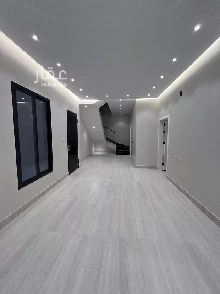 فيلا للبيع في شارع عياض بن خويلد, حي النظيم, مدينة الرياض, منطقة الرياض 11