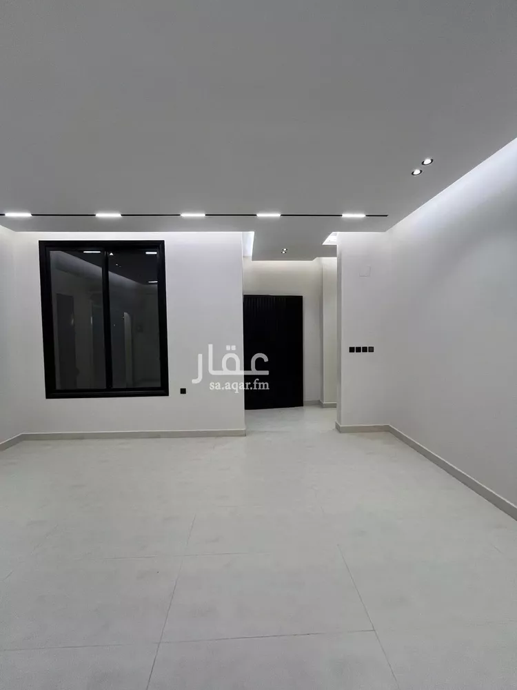 Floor for Sale in Riyadh Al Janadriyah ุตูุฑุฉ 2
