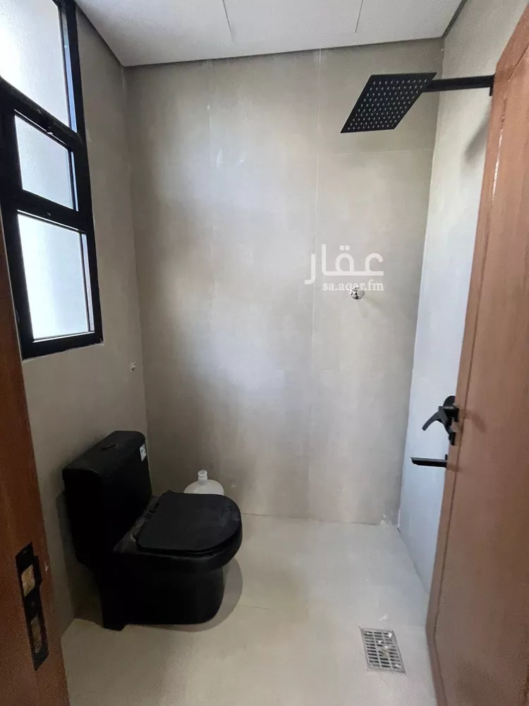 Floor for Sale in Riyadh Al Janadriyah 23