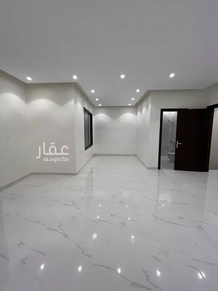فيلا للبيع في شارع عمر ابن حبيب, حي الجنادرية, مدينة الرياض, منطقة الرياض 23