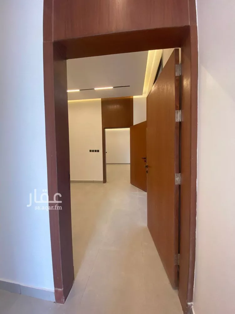 دور للبيع في شارع عبدالحميد الكاتب, حي الجنادرية, مدينة الرياض, منطقة الرياض صورة 2