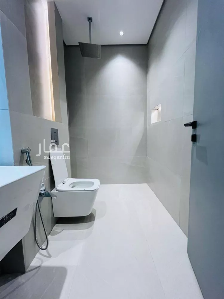 دور للبيع في شارع احمد بن عفيف, حي الجنادرية, مدينة الرياض, منطقة الرياض صورة 5