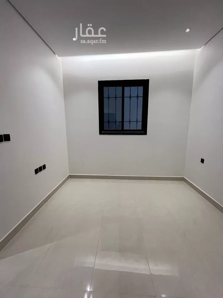 فيلا للبيع في شارع الضياء, حي الجنادرية, مدينة الرياض, منطقة الرياض 18