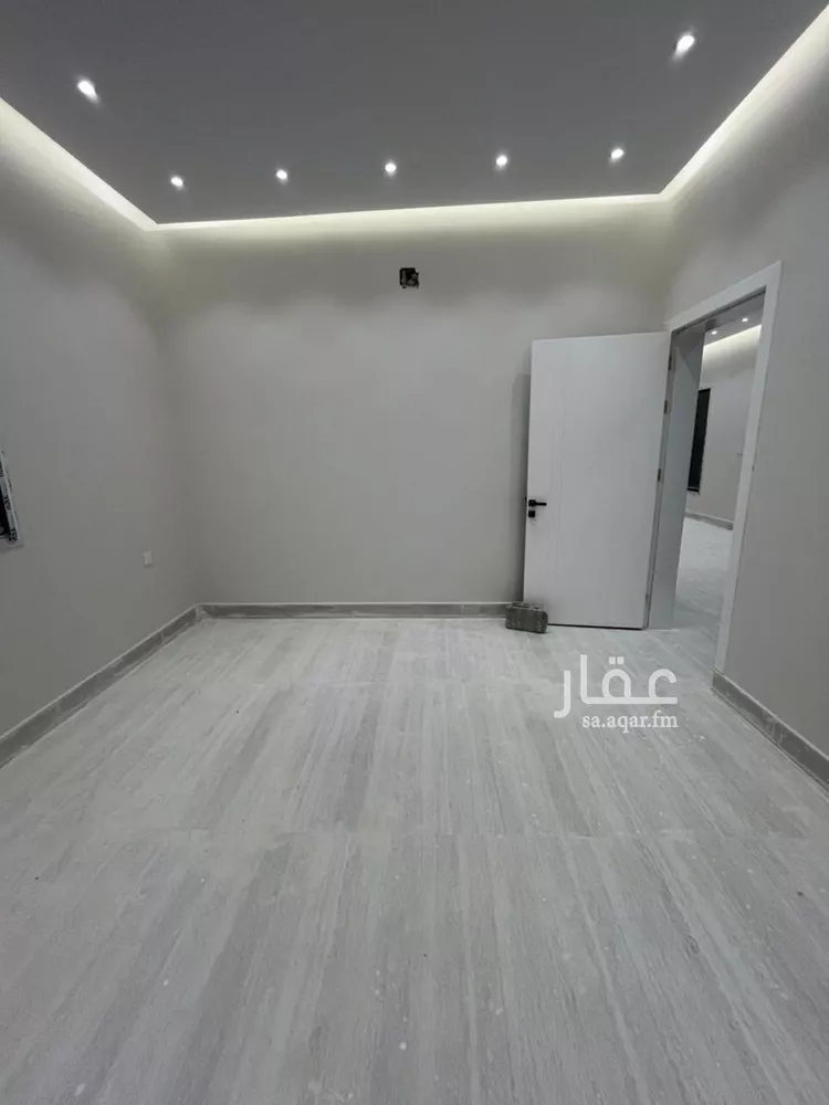 فيلا للبيع في شارع عياض بن خويلد, حي النظيم, مدينة الرياض, منطقة الرياض 9