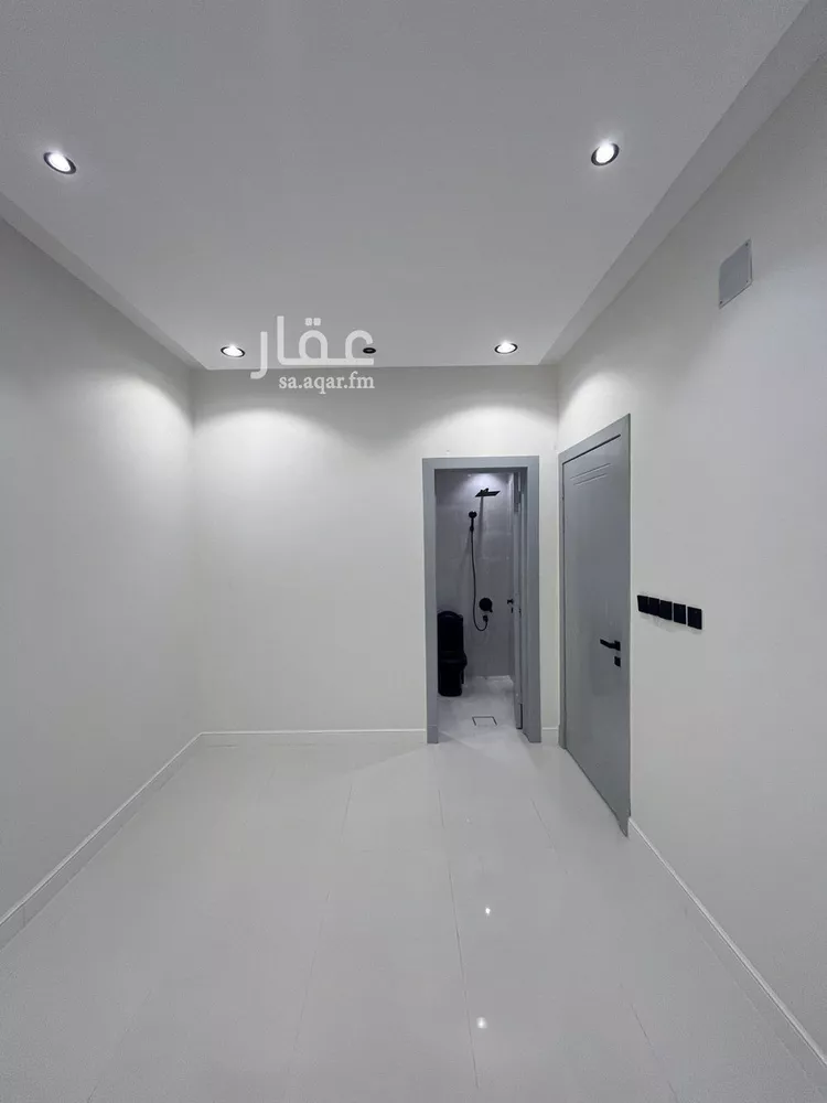 دور للبيع في شارع عبدالله بن عامر بن ربيعة, حي النخبة, مدينة الرياض, منطقة الرياض 18