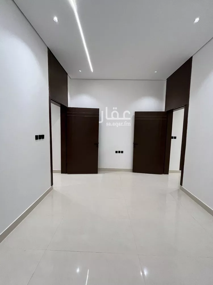 فيلا للبيع في شارع الضياء, حي الجنادرية, مدينة الرياض, منطقة الرياض 7