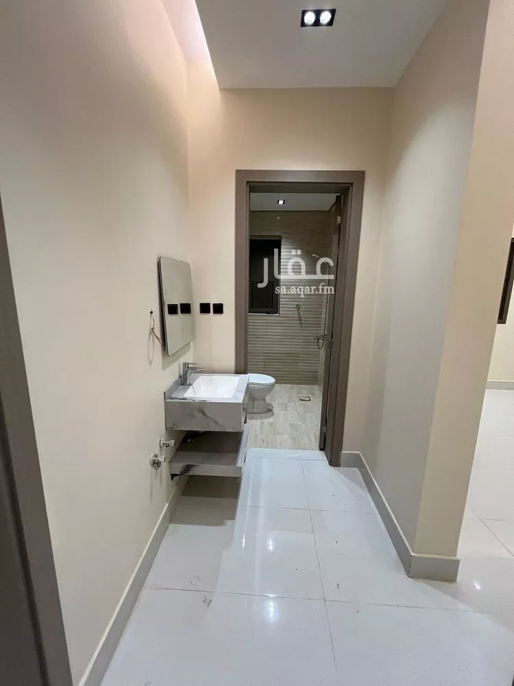 شقة للبيع في شارع عمر ابن حبيب, حي الجنادرية, مدينة الرياض, منطقة الرياض 18