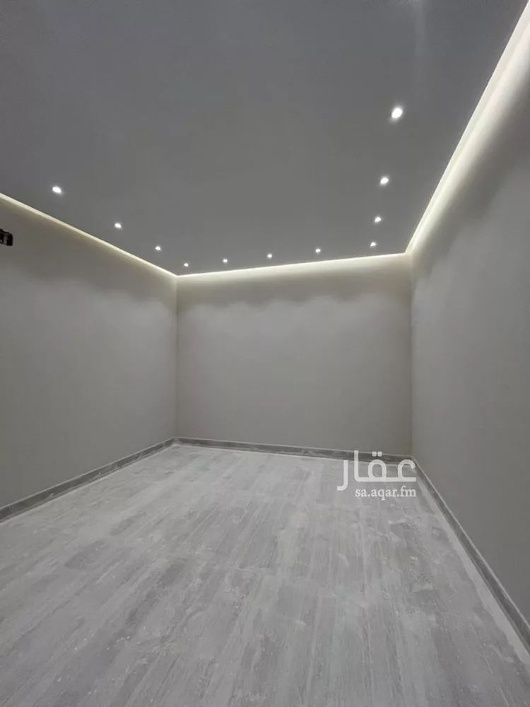 فيلا للبيع في شارع عياض بن خويلد, حي النظيم, مدينة الرياض, منطقة الرياض 17