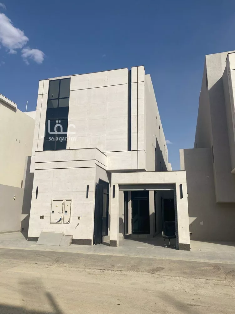 دور للبيع في شارع عبدالحميد الكاتب, حي الجنادرية, مدينة الرياض, منطقة الرياض