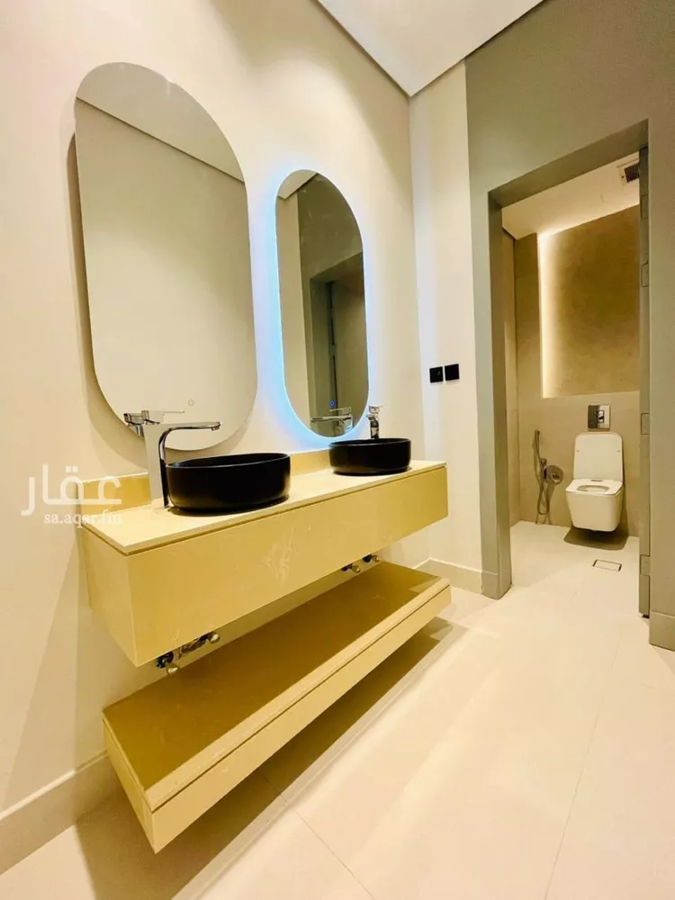 دور للبيع في شارع احمد بن عفيف, حي الجنادرية, مدينة الرياض, منطقة الرياض 9