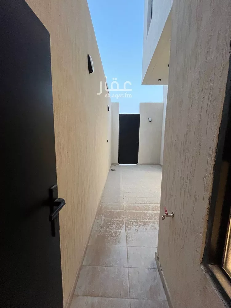 Villa for Sale in Riyadh Al Janadriyah 13