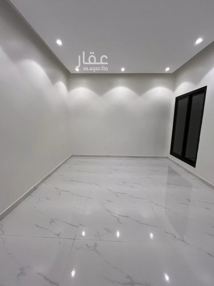 فيلا للبيع في شارع عمر ابن حبيب, حي الجنادرية, مدينة الرياض, منطقة الرياض 16