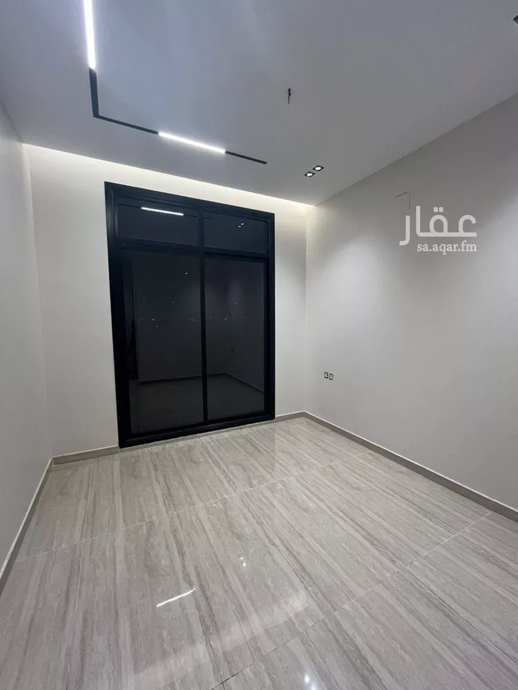 فيلا للبيع في شارع قيس بن الملوح, حي الرمال, مدينة الرياض, منطقة الرياض صورة 3