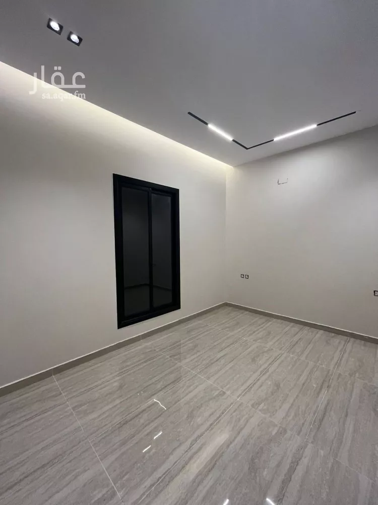 فيلا للبيع في شارع قيس بن الملوح, حي الرمال, مدينة الرياض, منطقة الرياض صورة 4