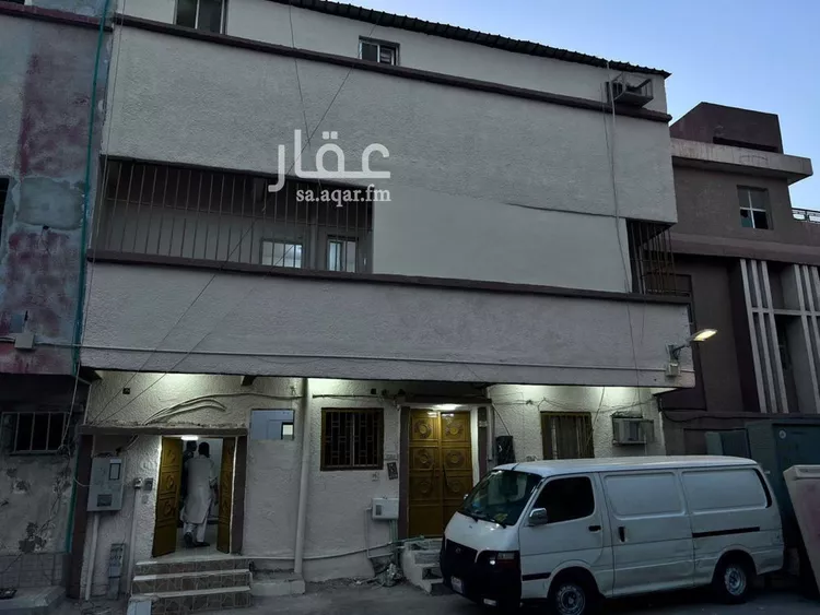 عمارة للبيع في شارع عين الثغرة, حي أم الحمام الشرقي, مدينة الرياض, منطقة الرياض