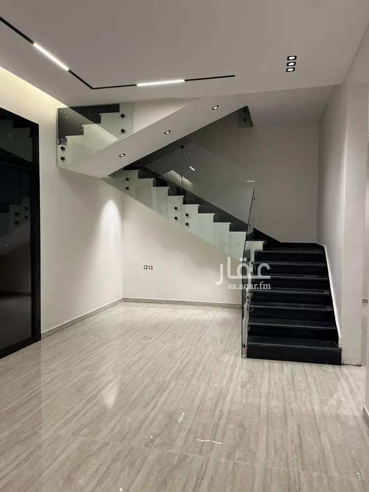 فيلا للبيع في شارع فالح ابن خفاف, حي الرمال, مدينة الرياض, منطقة الرياض صورة 5