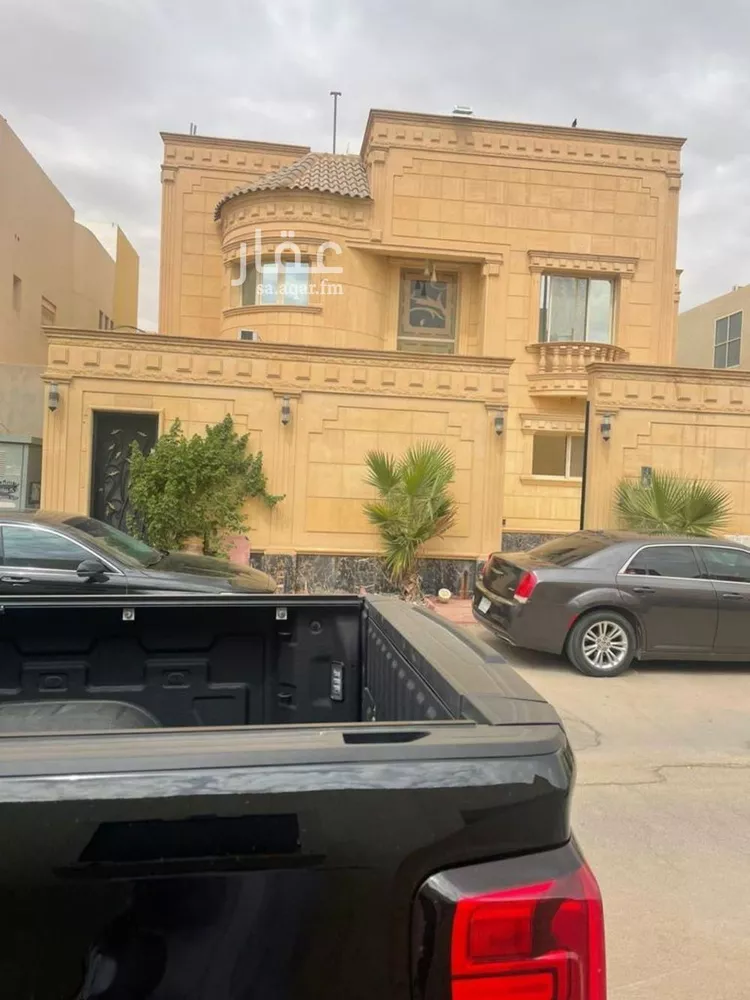 فيلا للبيع في شارع الجوز, حي الربيع, مدينة الرياض, منطقة الرياض