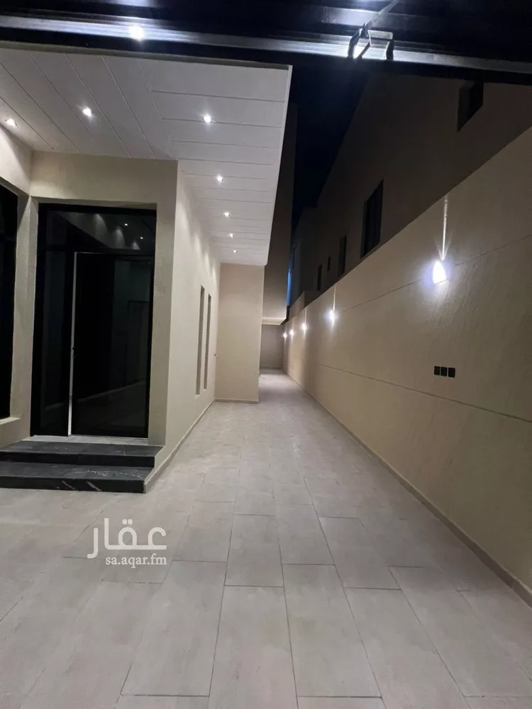 فيلا للبيع في شارع قيس بن الملوح, حي الرمال, مدينة الرياض, منطقة الرياض صورة 5