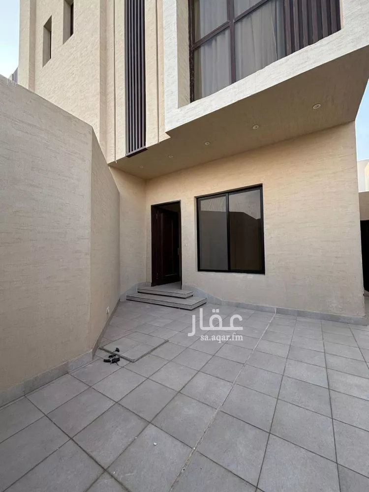 دور للإيجار في شارع حسين بن صديق دحلان, حي عكاظ, مدينة الرياض, منطقة الرياض