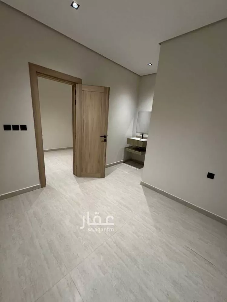 فيلا للبيع في شارع عكاظ, حي الصواري, مدينة الخبر, المنطقة الشرقية 15