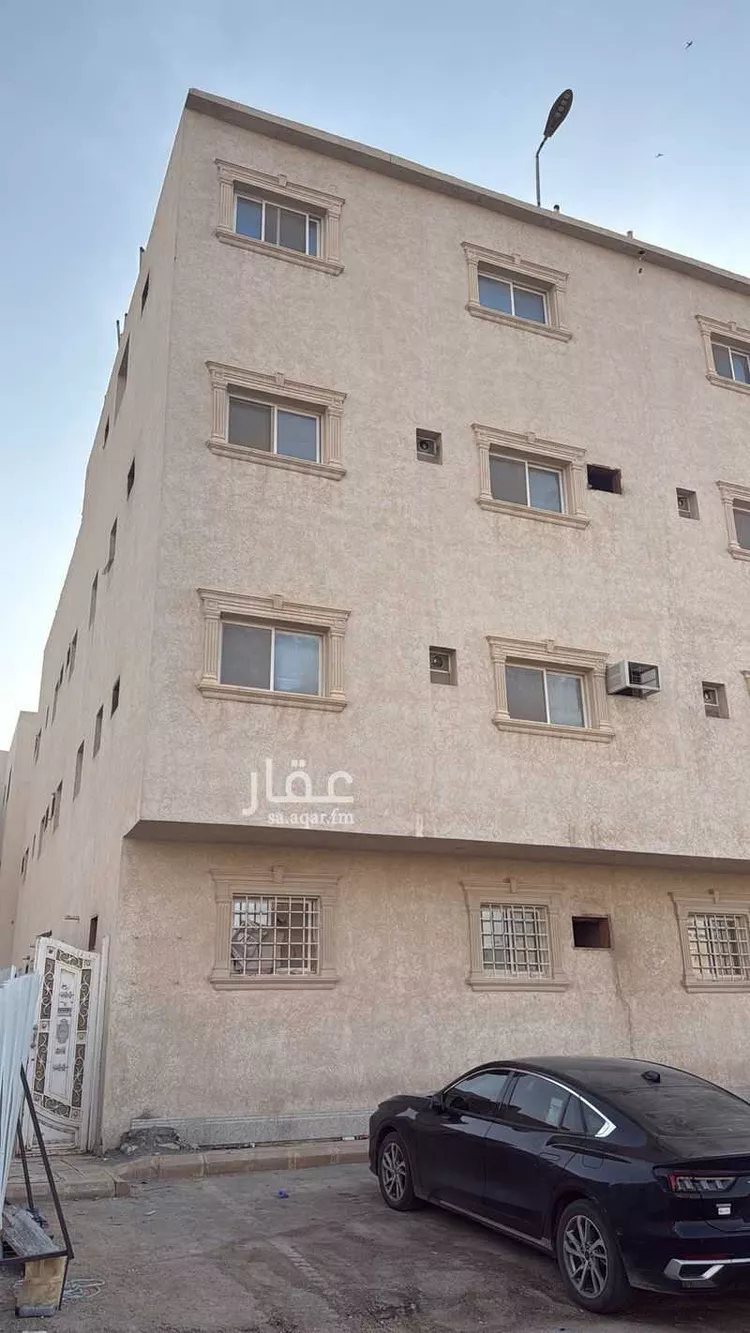Building for Rent in Riyadh Al Arid
