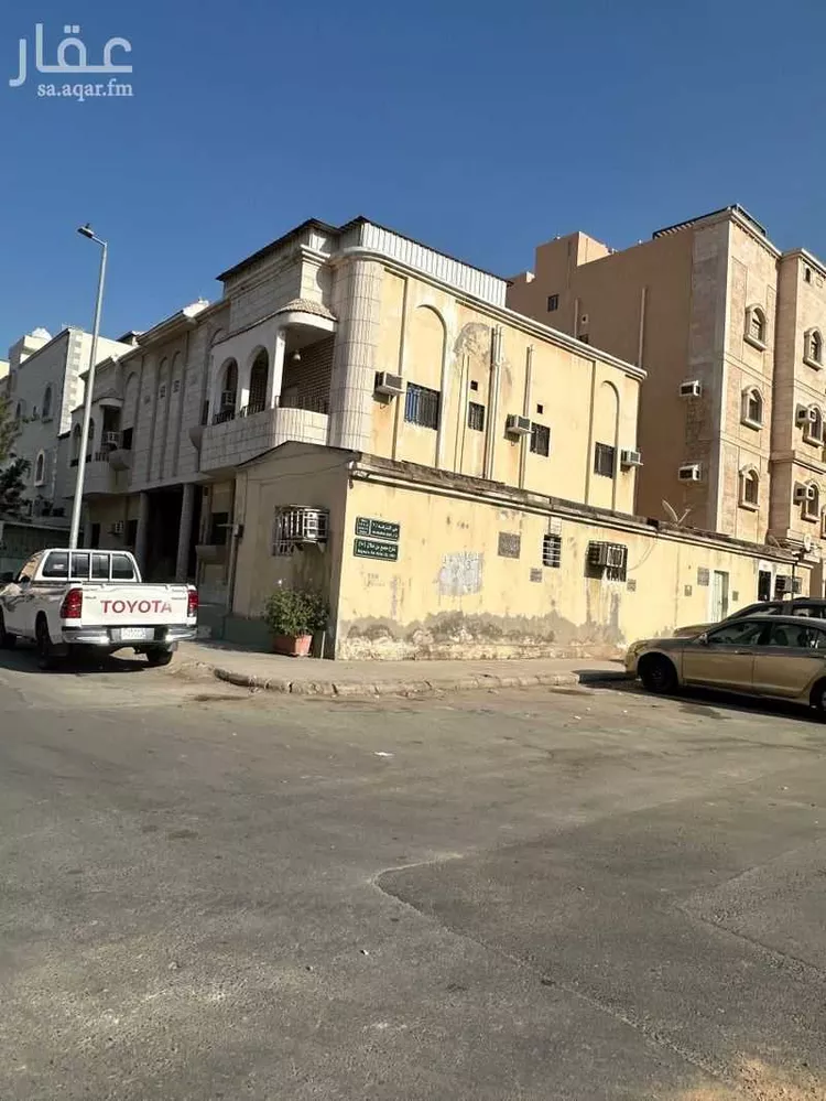عمارة للبيع في شارع نشطون, حي النزهة, مدينة جدة, منطقة مكة المكرمة