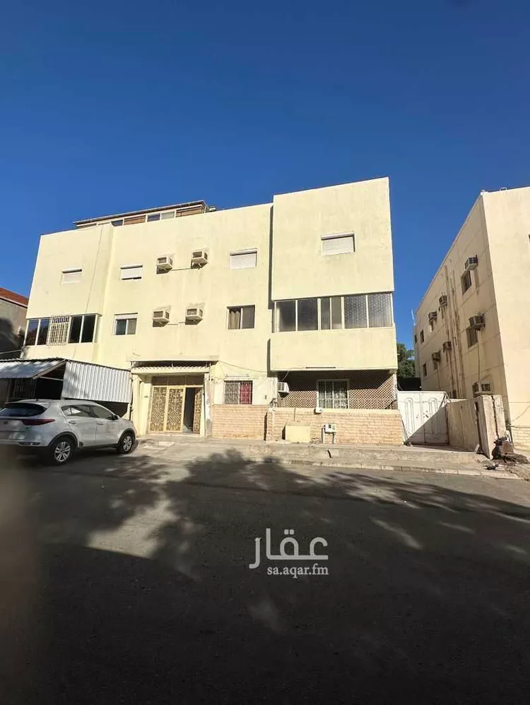 عمارة للبيع في شارع فالح الظاهري, حي العزيزية, مدينة جدة, منطقة مكة المكرمة صورة 3
