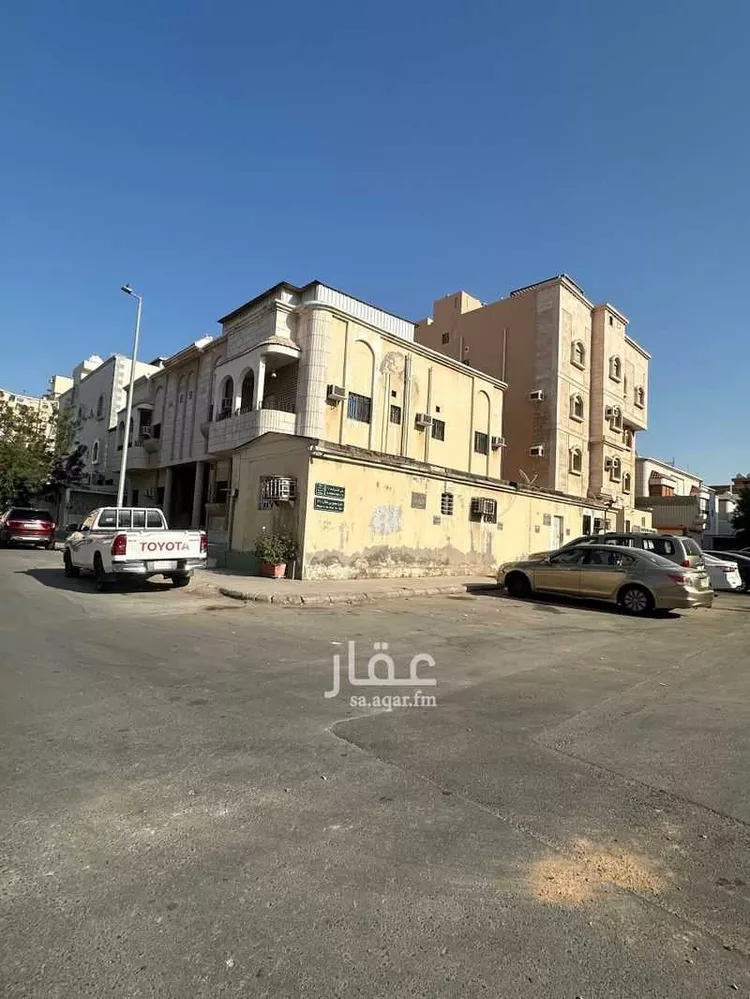 عمارة للبيع في شارع نشطون, حي النزهة, مدينة جدة, منطقة مكة المكرمة صورة 3