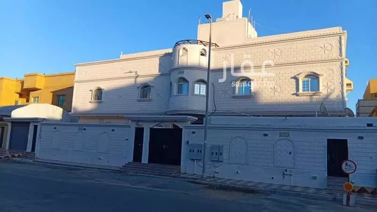 عمارة للإيجار في شارع ابن محمد الفهري, حي الحمدانية, مدينة جدة, منطقة مكة المكرمة 1 صورة