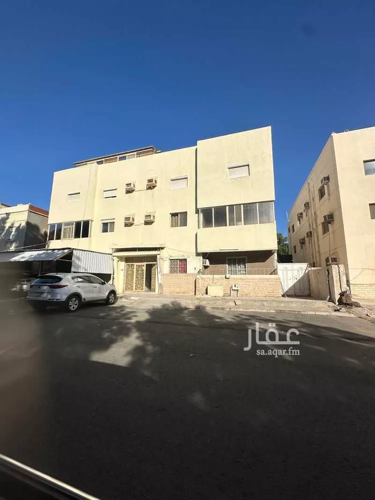 عمارة للبيع في شارع فالح الظاهري, حي العزيزية, مدينة جدة, منطقة مكة المكرمة 1 صورة
