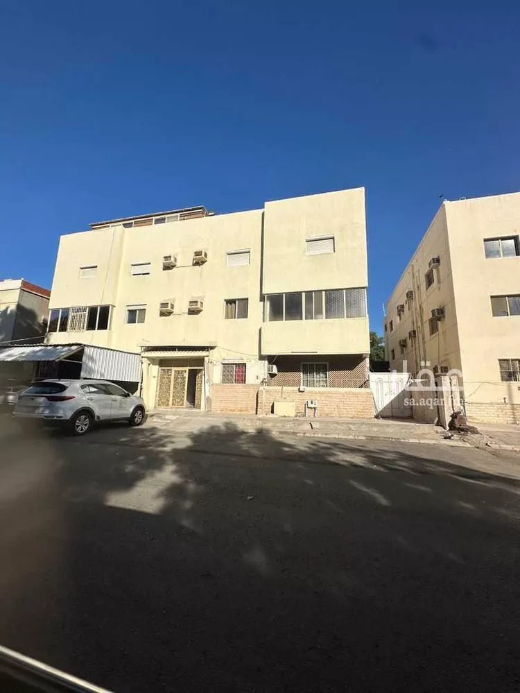 عمارة للبيع في شارع فالح الظاهري, حي العزيزية, مدينة جدة, منطقة مكة المكرمة صورة 4