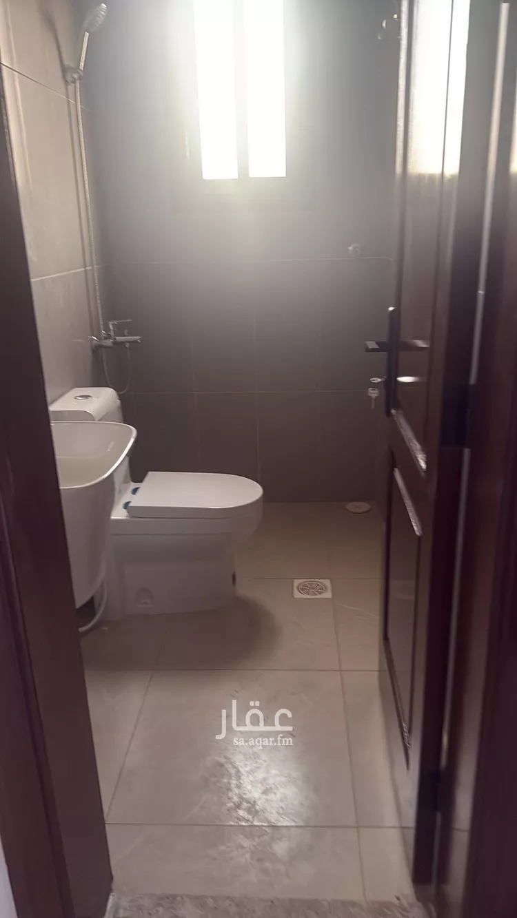 شقة للإيجار في شارع وادي الروضه, حي العزيزية, مدينة جدة, منطقة مكة المكرمة صورة 3