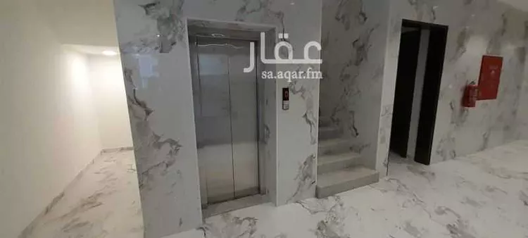 عمارة للبيع في شارع إبراهيم بن أحمد القاضي, حي الدار البيضاء, مدينة الرياض, منطقة الرياض صورة 3