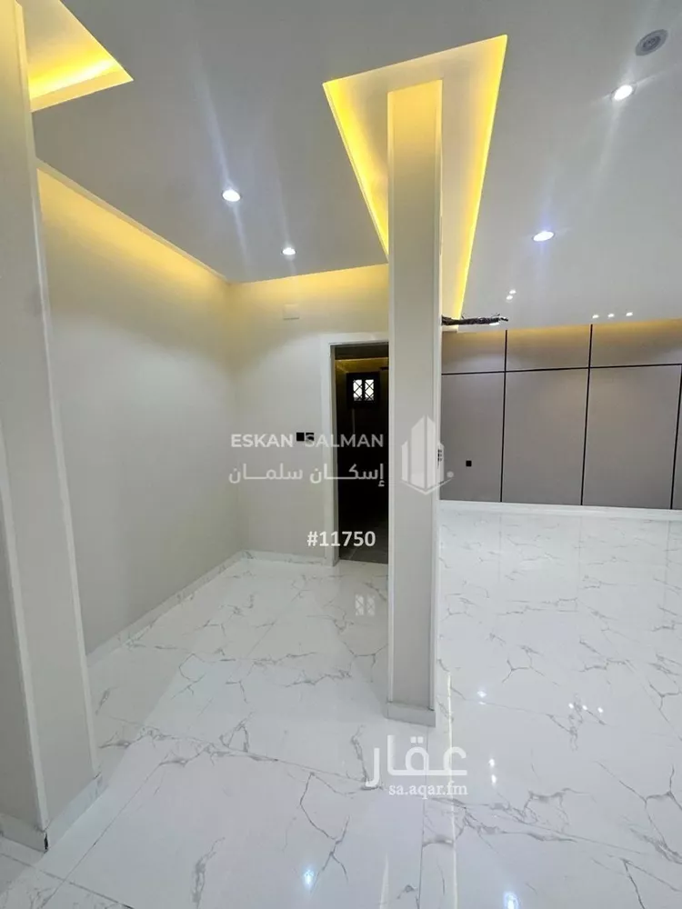 فيلا للبيع في شارع حصن القصير, حي الواسط, مدينة امارة منطقة مكة المكرمة - الطائف, منطقة مكة المكرمة صورة 4
