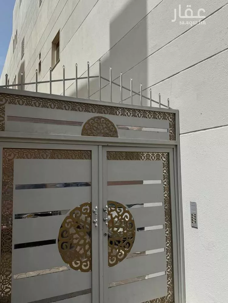 شقة للبيع في شارع ابو مسلم الخولاني, حي الجامعة, مدينة المدينة المنورة, منطقة المدينة المنورة 1 صورة