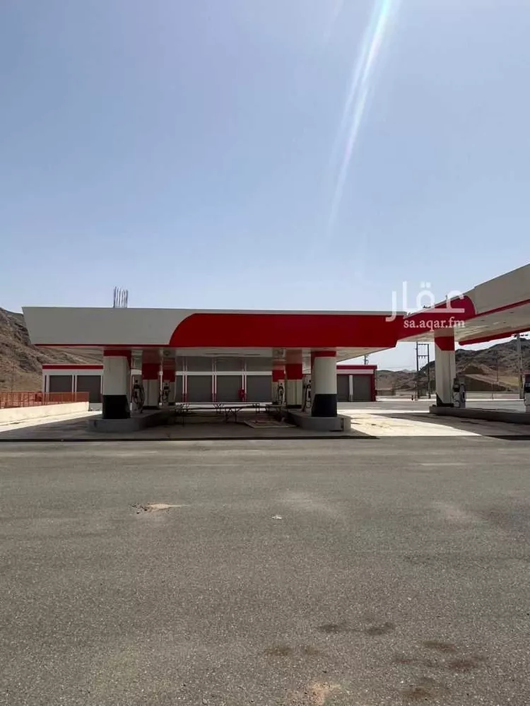 محل للبيع في شارع طريق تبوك المدينة المنورة, حي المندسة, مدينة المدينة المنورة, منطقة المدينة المنورة صورة 5