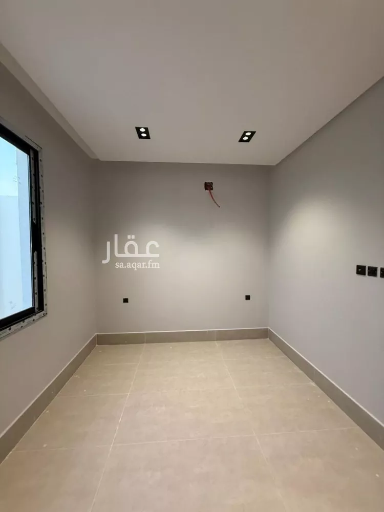 دور للبيع في شارع ابن الطيلسان القرطبي, حي عكاظ, مدينة الرياض, منطقة الرياض صورة 4