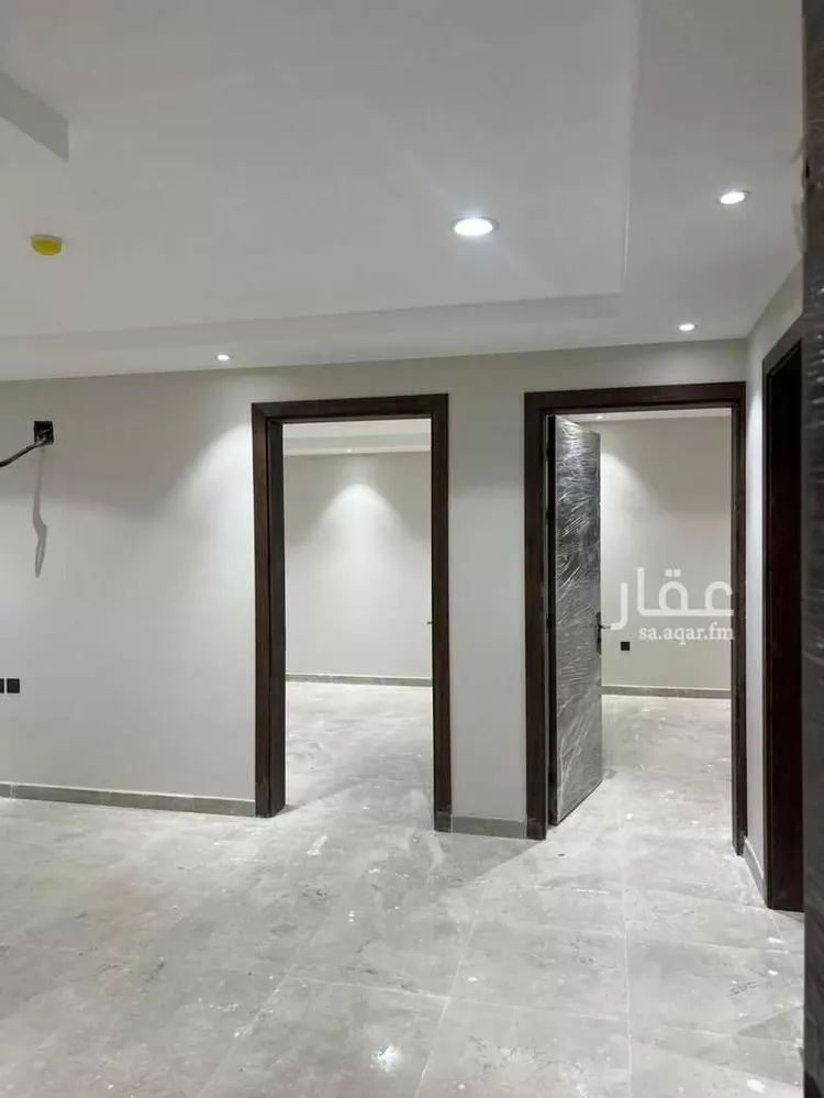 عمارة للإيجار في شارع محمد بن مخلد الانصاري ، حي الفيصلية ، الرياض ، منطقة الرياض صورة 2