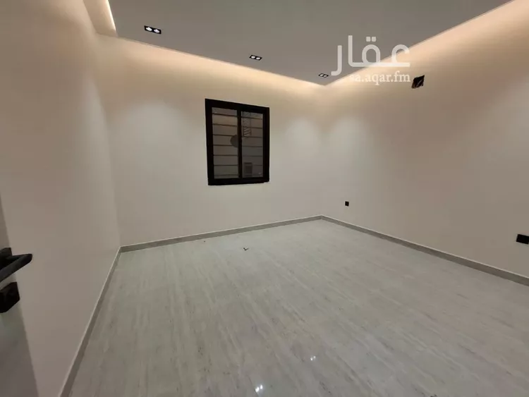 دور للبيع في شارع الامام مسلم, حي بدر, مدينة الرياض, منطقة الرياض صورة 5