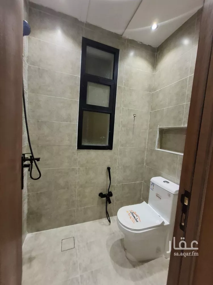 Floor for Sale in Riyadh Al Hazm 11