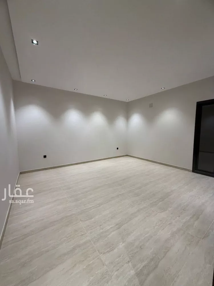 دور للبيع في شارع المخيل, حي الحزم, مدينة الرياض, منطقة الرياض صورة 4