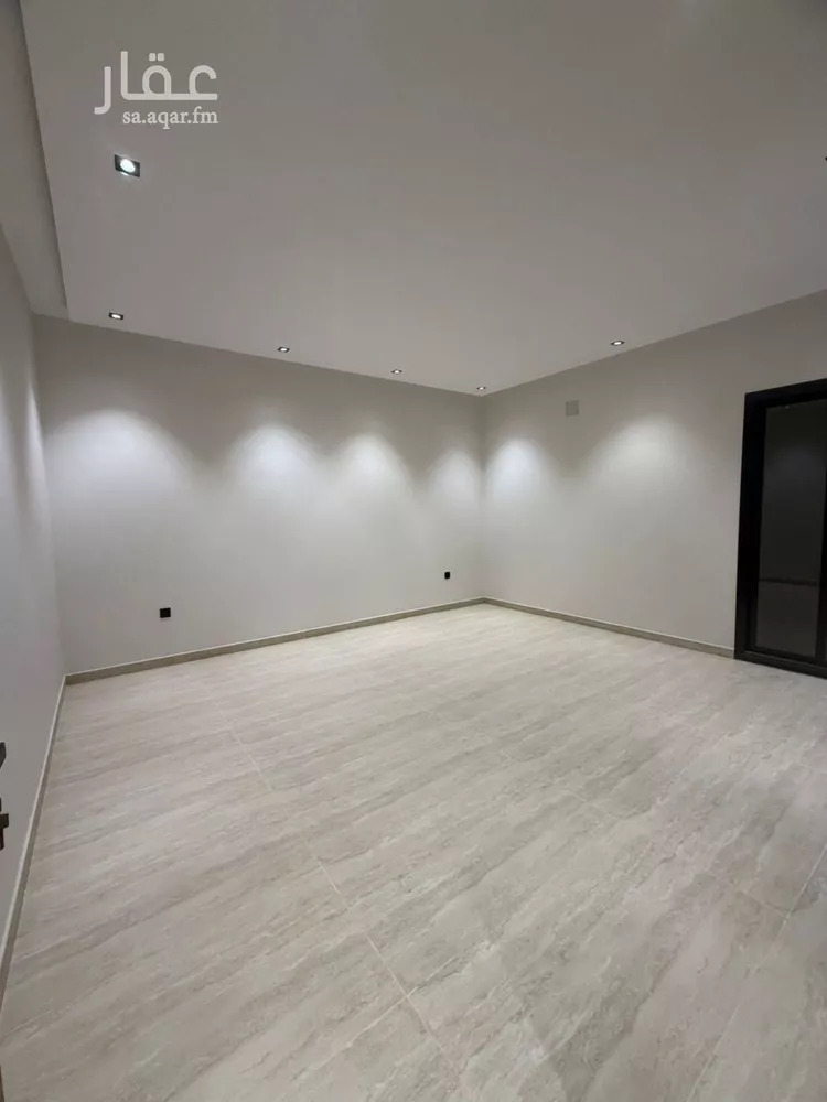 دور للبيع في شارع المخيل, حي الحزم, مدينة الرياض, منطقة الرياض صورة 2